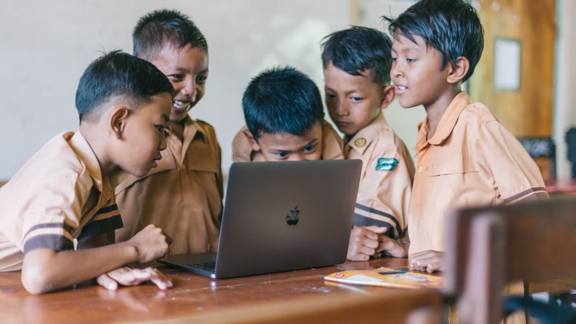 Selamat Datang di SMK Uji MSDKIO11